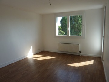 A vendre appartement 4 pièces rue Camille Saint-Saens-33520 Bruges
